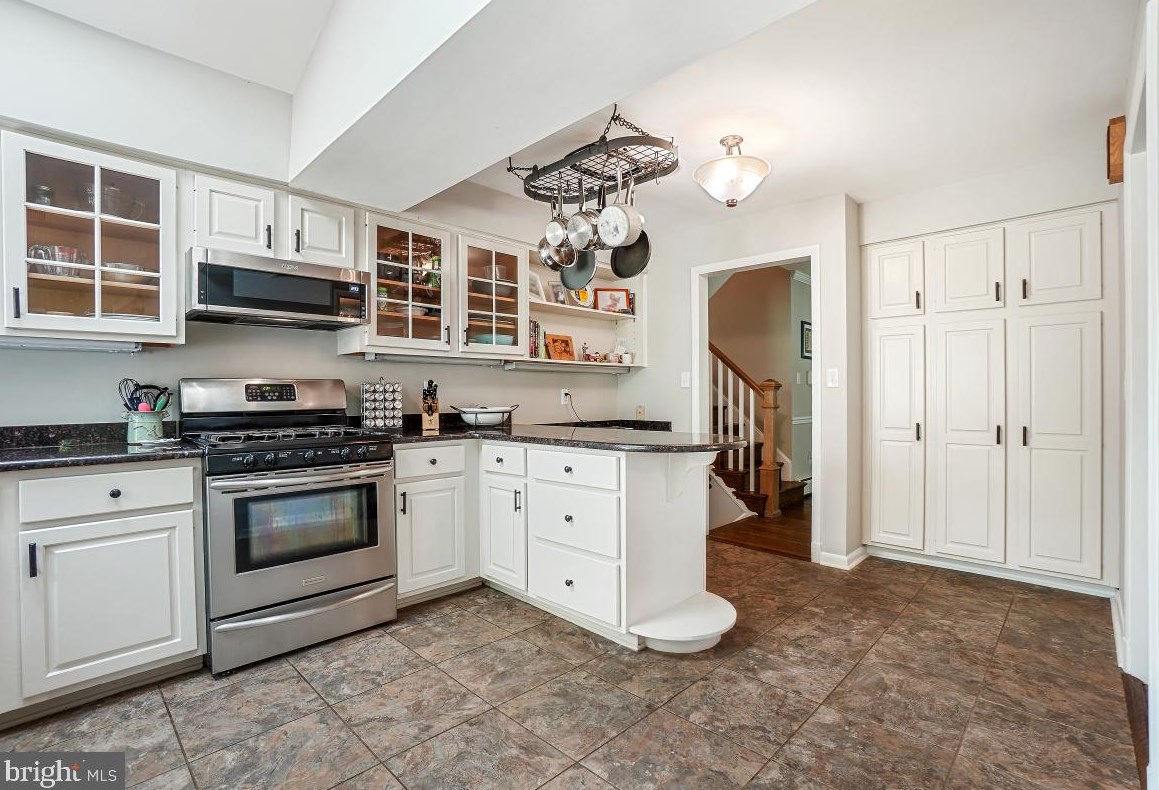 5013 Durham Rd, Columbia MD  21044-1420 exterior
