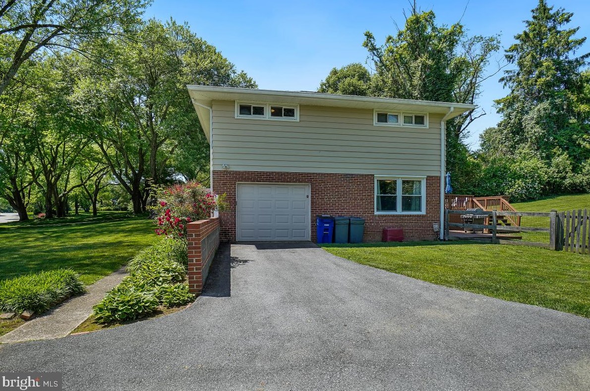 5013 Durham Rd, Columbia MD  21044-1420 exterior