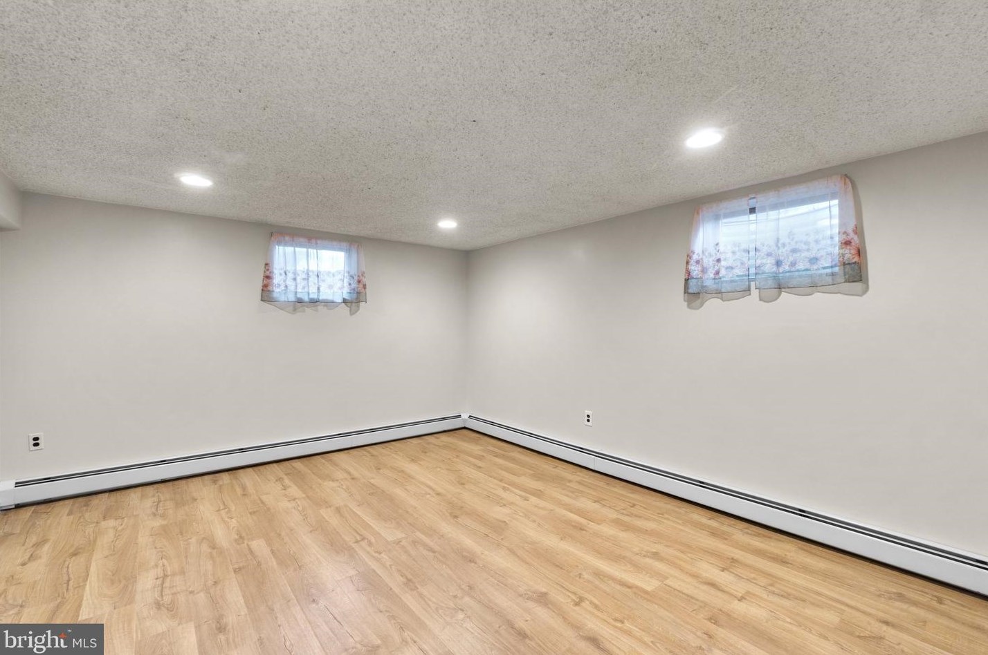 3717 Macalpine Rd, Ellicott MD 21042-5323 exterior