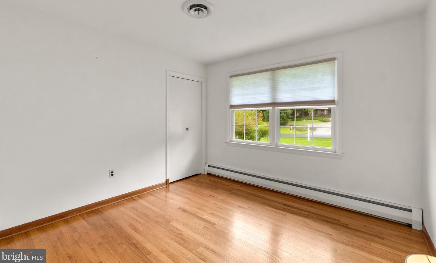 3717 Macalpine Rd, Ellicott MD 21042-5323 exterior