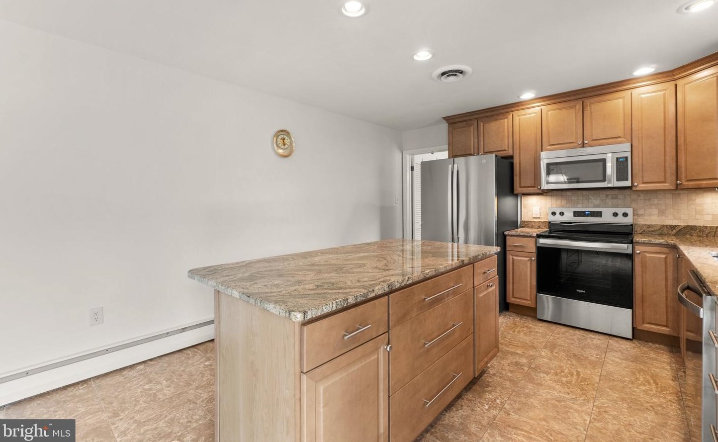 3717 Macalpine Rd, Ellicott MD 21042-5323 exterior