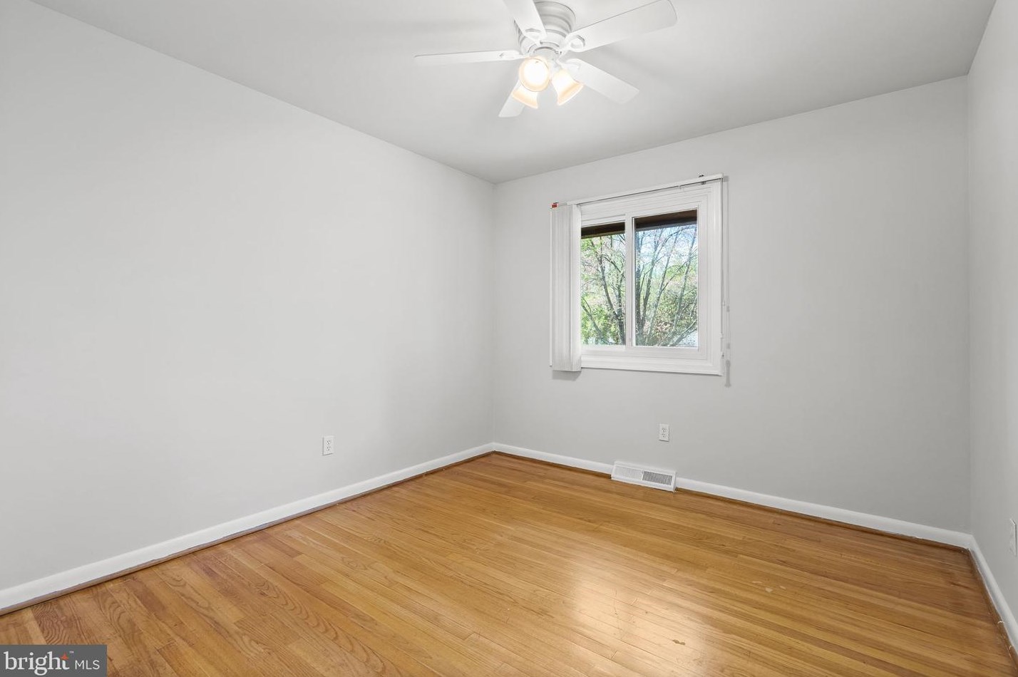 10726 Evening Wind Ct, Columbia MD  21044-2412 exterior