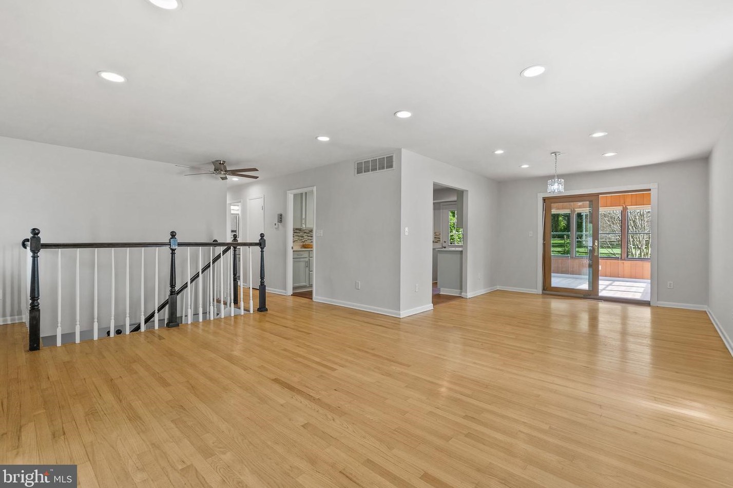 10726 Evening Wind Ct, Columbia MD  21044-2412 exterior