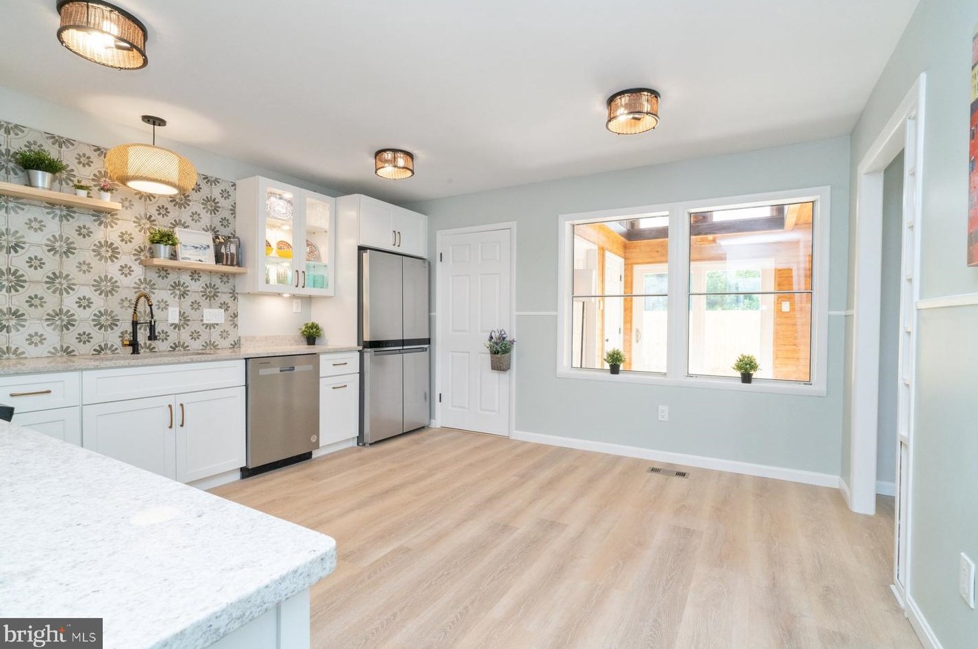 5523 Woodenhawk Cir, Columbia MD  21044-1925 exterior