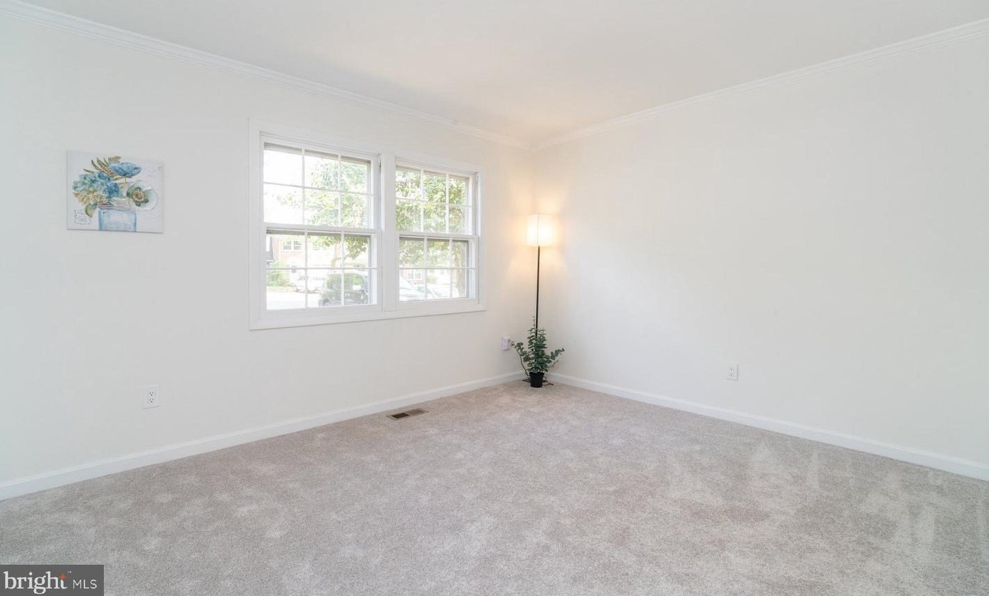 5523 Woodenhawk Cir, Columbia MD  21044-1925 exterior