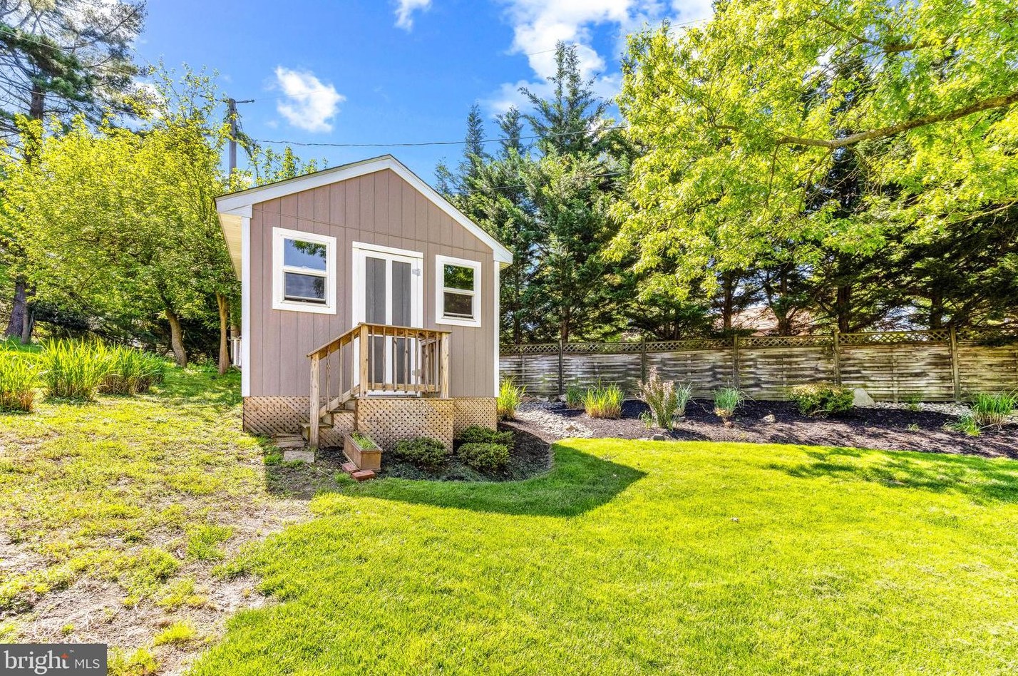 9321 Dunloggin Rd, Ellicott MD 21042-5115 exterior