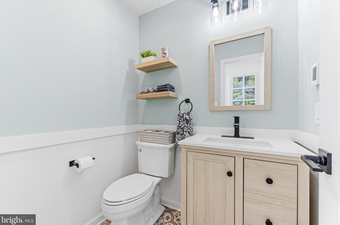 9321 Dunloggin Rd, Ellicott MD 21042-5115 exterior