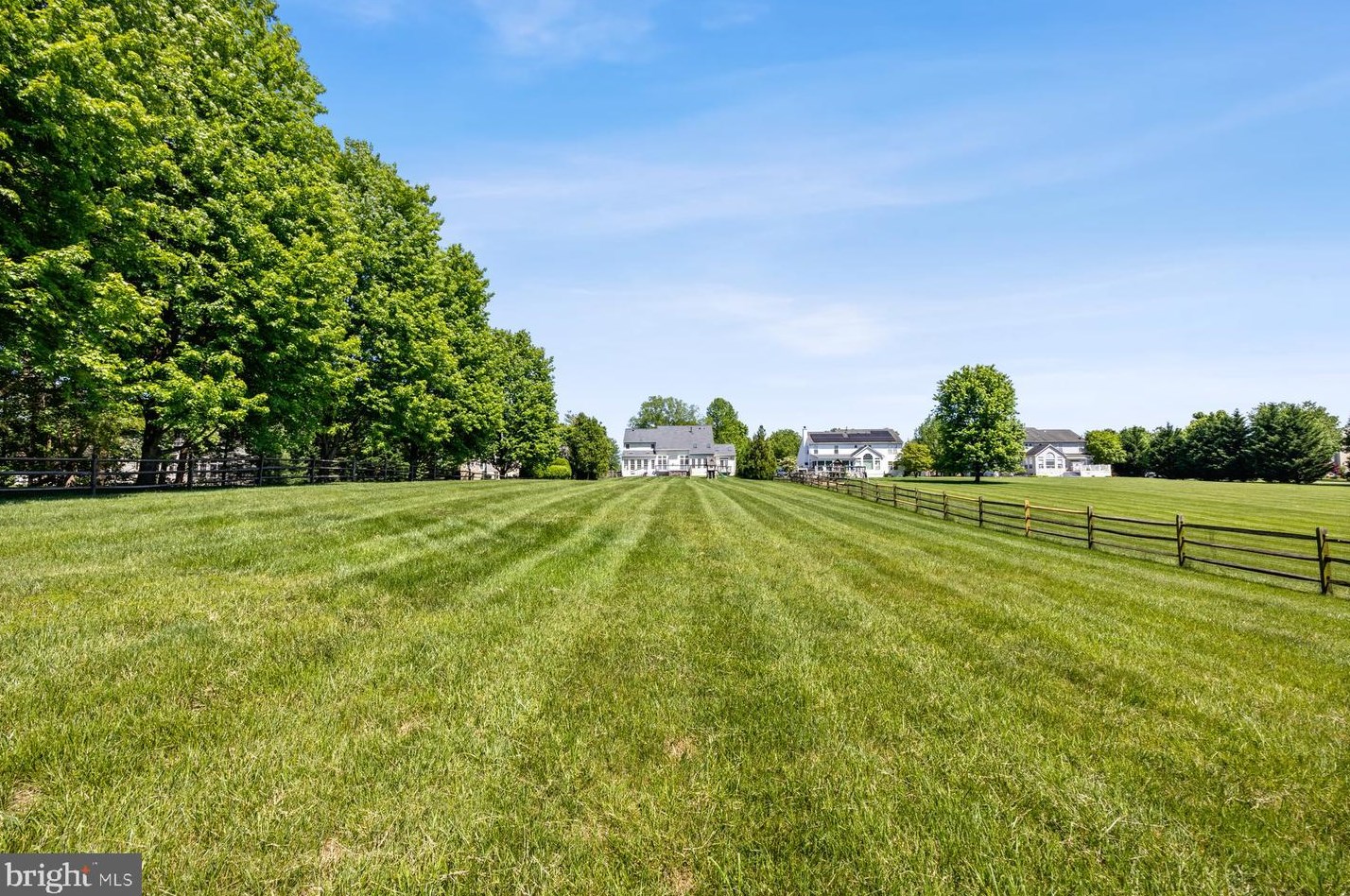 11050 Dorsch Farm Rd, Ellicott MD 21042-6269 exterior