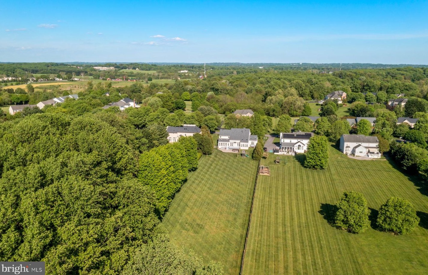 11050 Dorsch Farm Rd, Ellicott MD 21042-6269 exterior