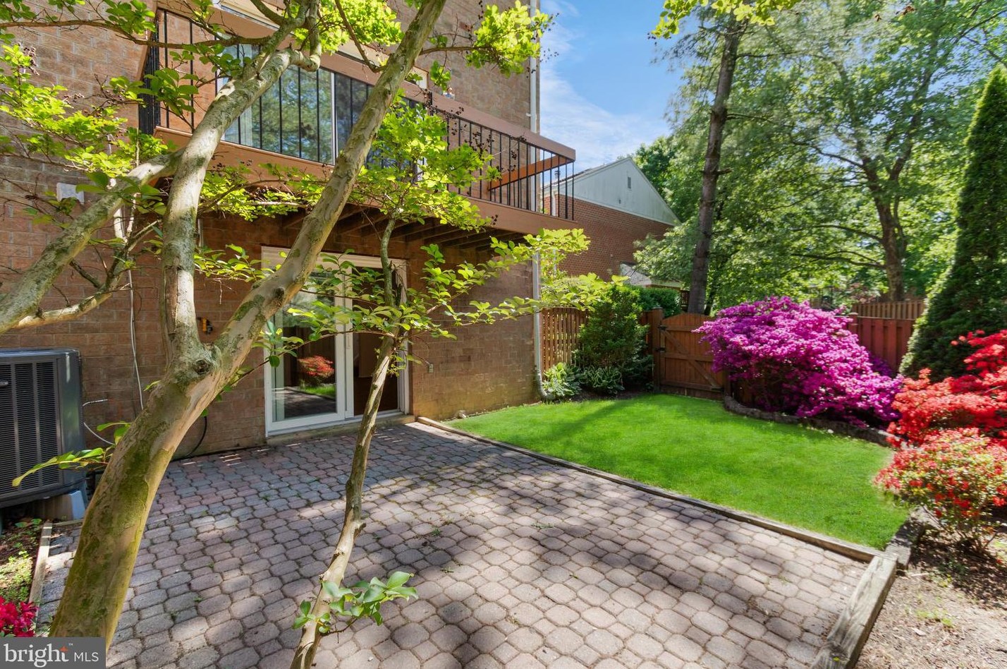 10626 High Beam Ct, Columbia MD  21044-3620 exterior
