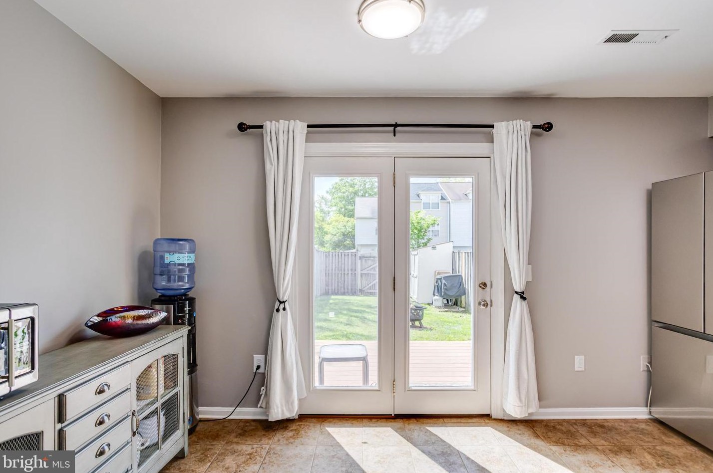 9642 Stirling Bridge Dr, Columbia MD 21046-1938 exterior