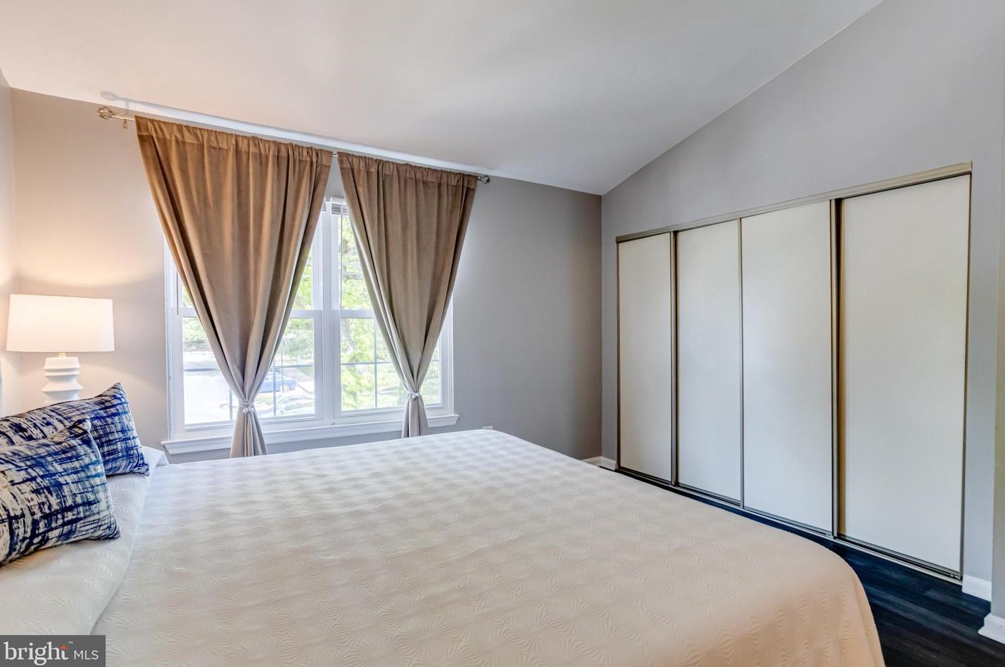 9642 Stirling Bridge Dr, Columbia MD 21046-1938 exterior