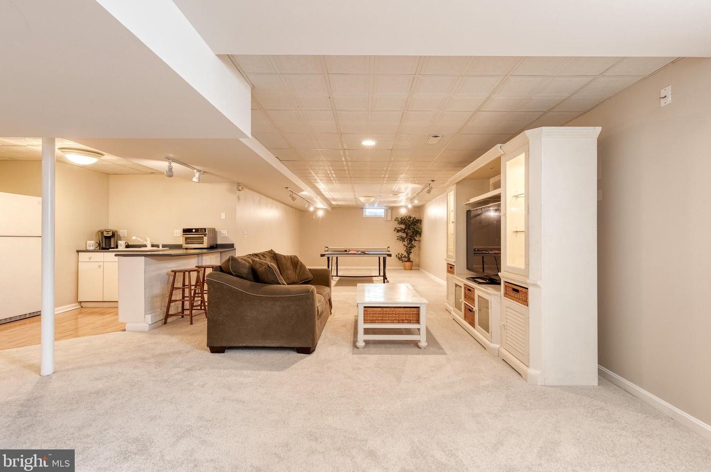 2800 Deer Trail Ct, Ellicott MD 21042-7817 exterior