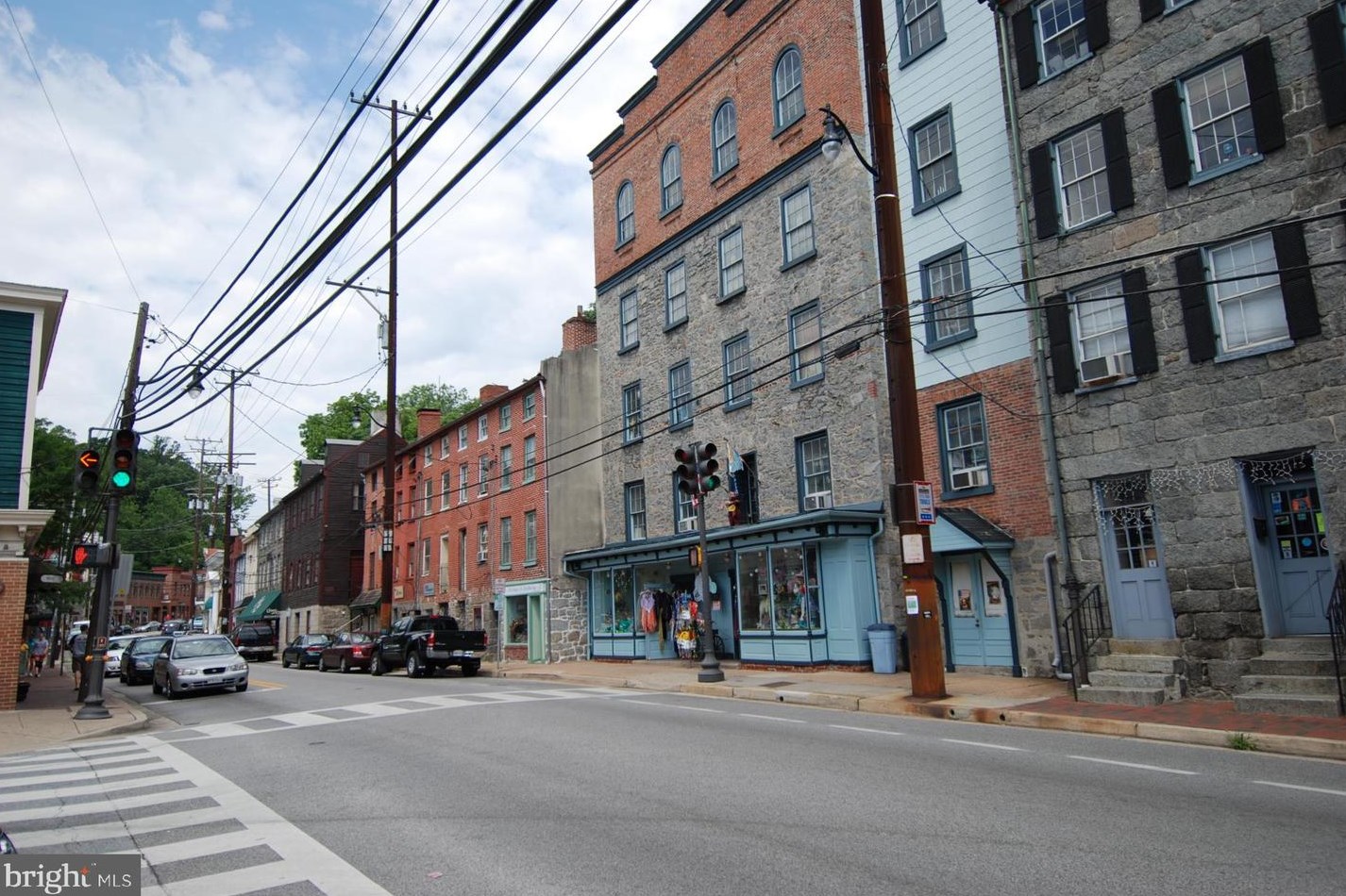 8125 Yellow Pine Dr, Ellicott MD  21043-5547 exterior