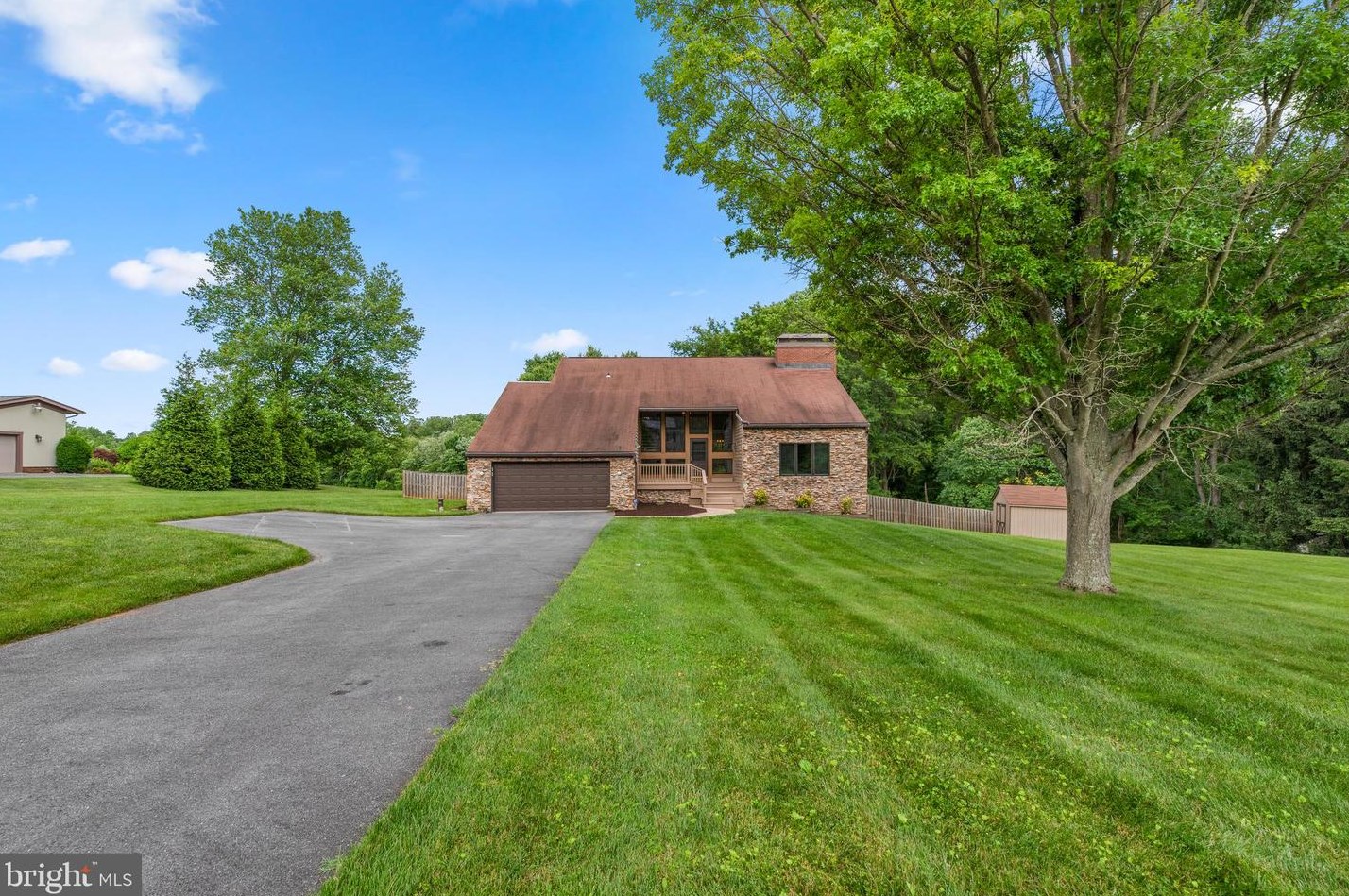 12207 Rilland Ct, Ellicott MD 21042-1353 exterior