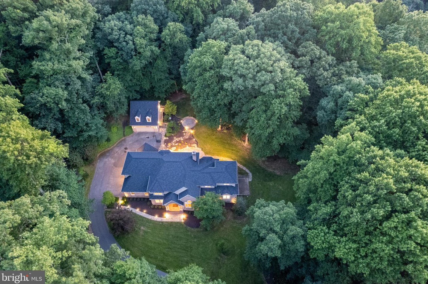 12661 Golden Oak Dr, Ellicott MD 21042-1150 exterior