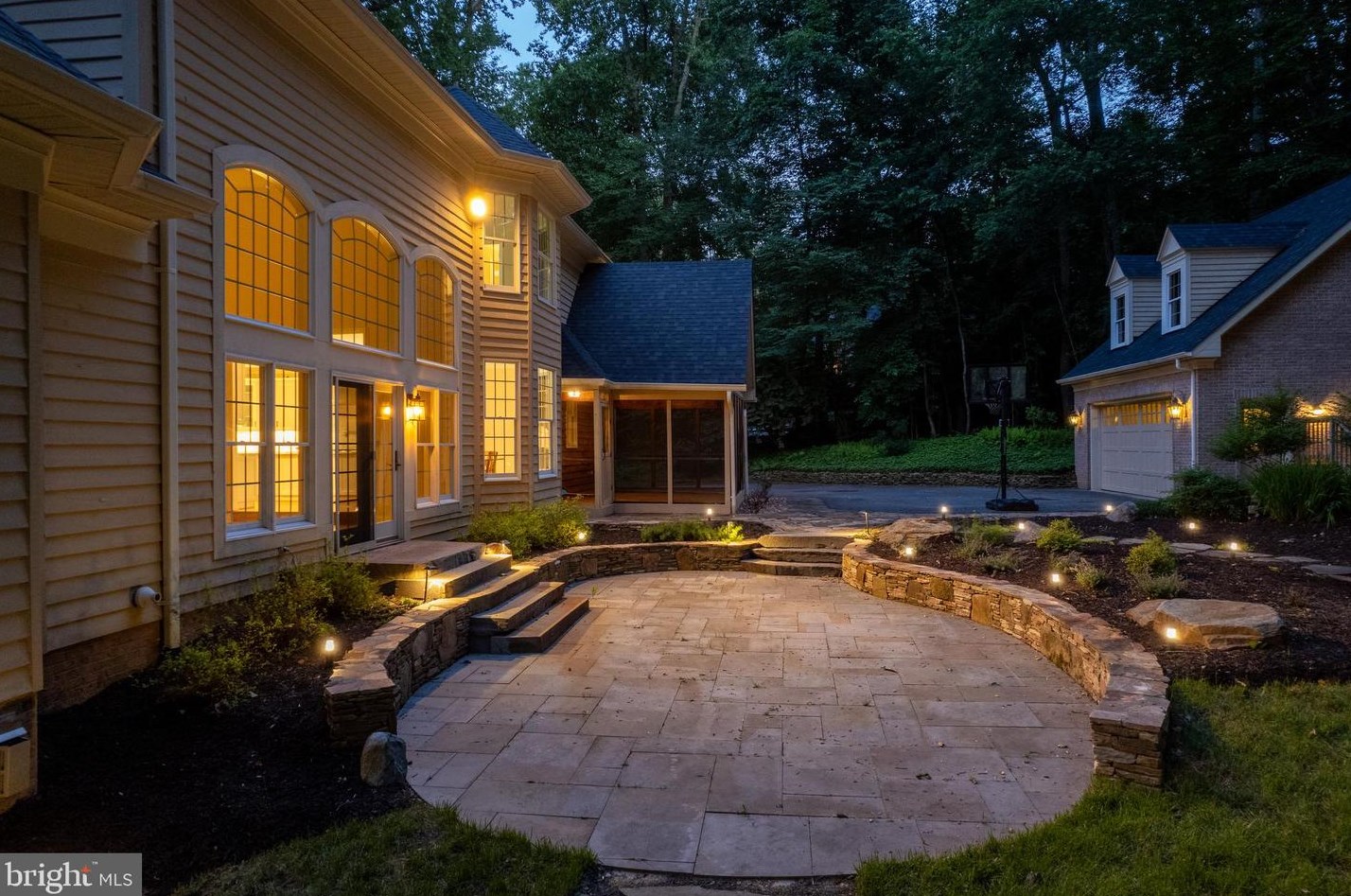 12661 Golden Oak Dr, Ellicott MD 21042-1150 exterior