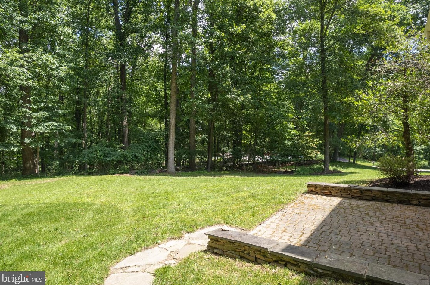 12661 Golden Oak Dr, Ellicott MD 21042-1150 exterior