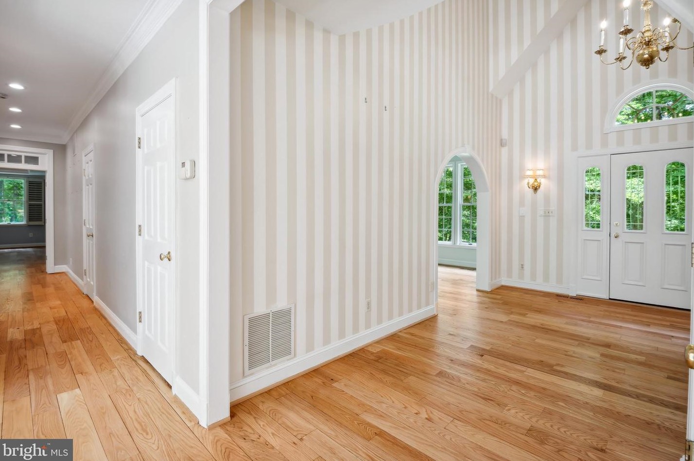 12661 Golden Oak Dr, Ellicott MD 21042-1150 exterior