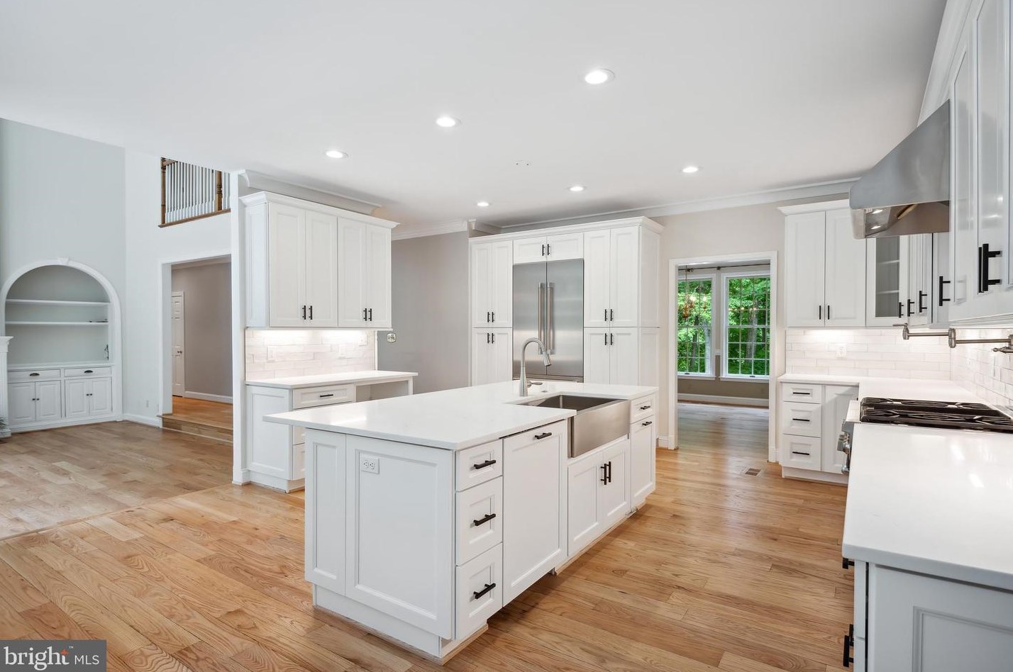 12661 Golden Oak Dr, Ellicott MD 21042-1150 exterior