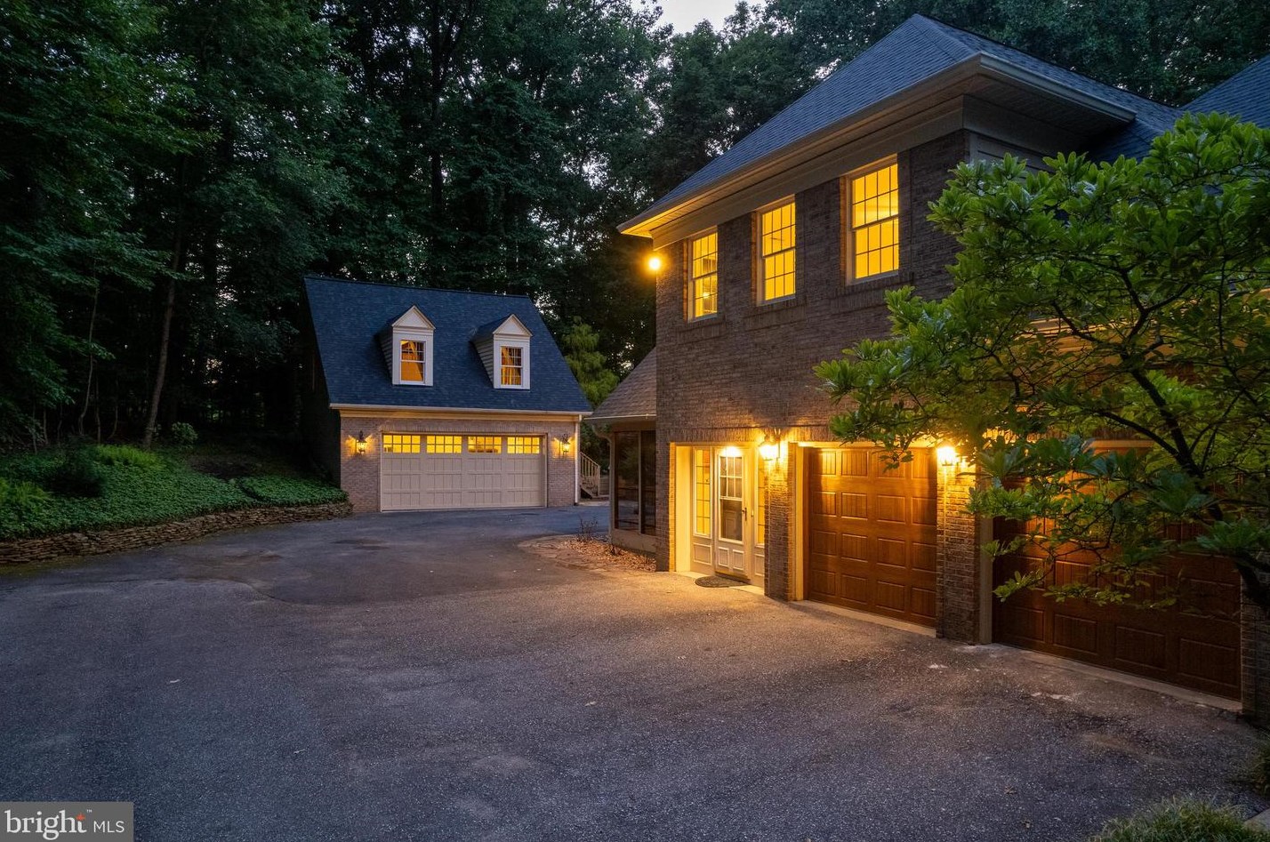 12661 Golden Oak Dr, Ellicott MD 21042-1150 exterior