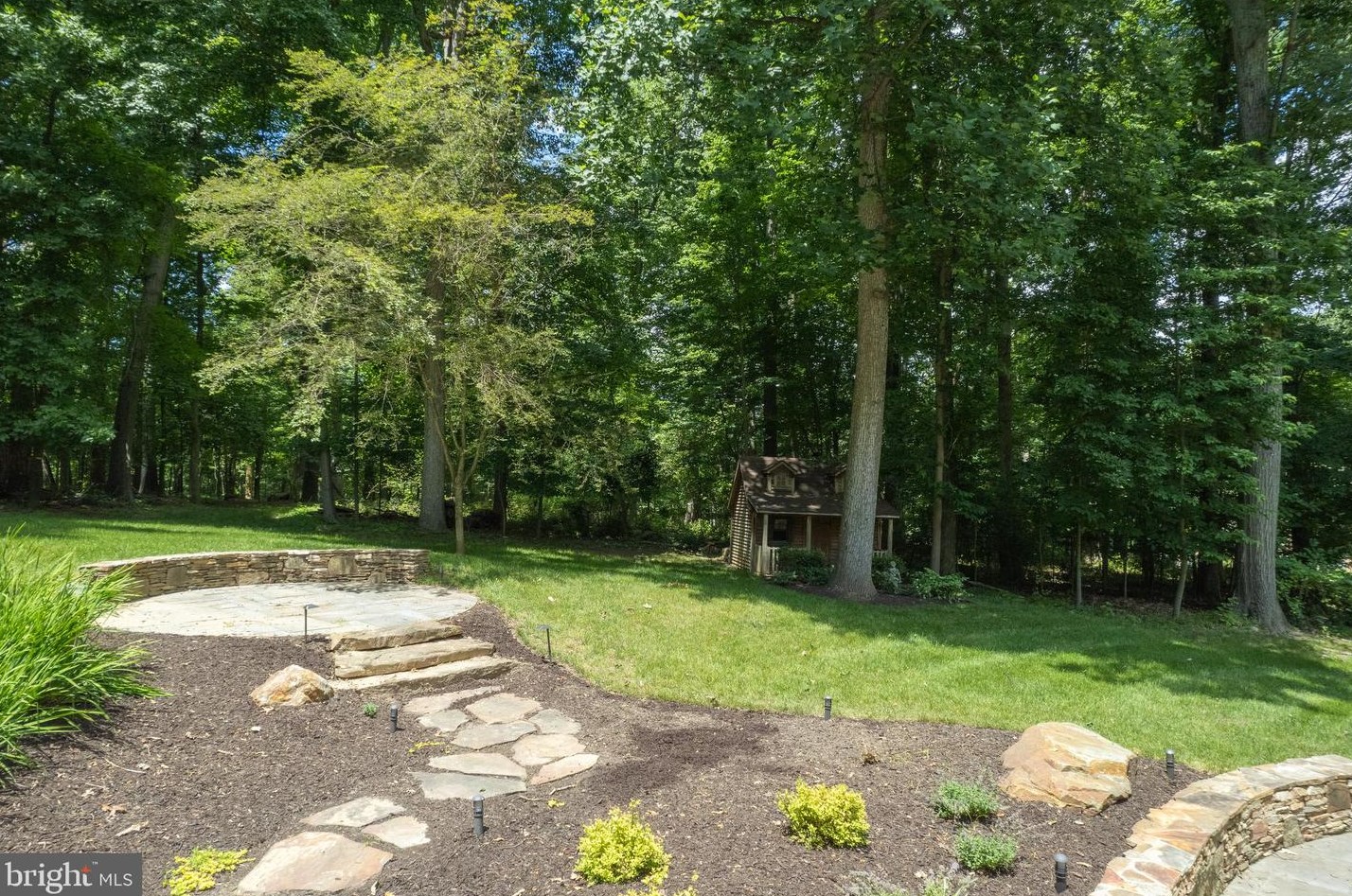 12661 Golden Oak Dr, Ellicott MD 21042-1150 exterior