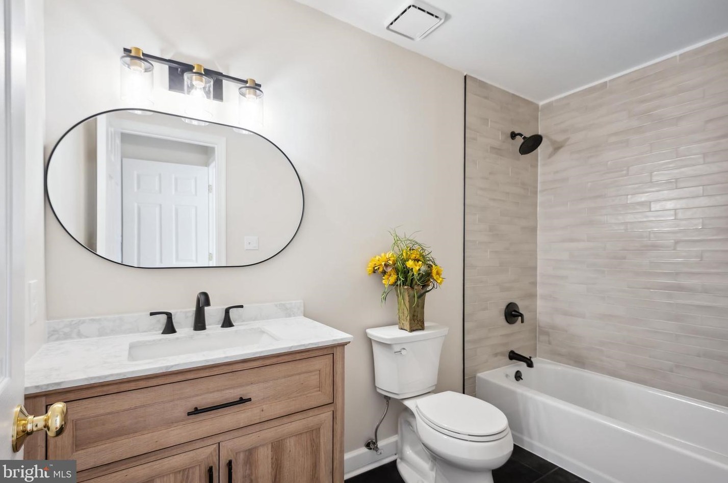 12661 Golden Oak Dr, Ellicott MD 21042-1150 exterior