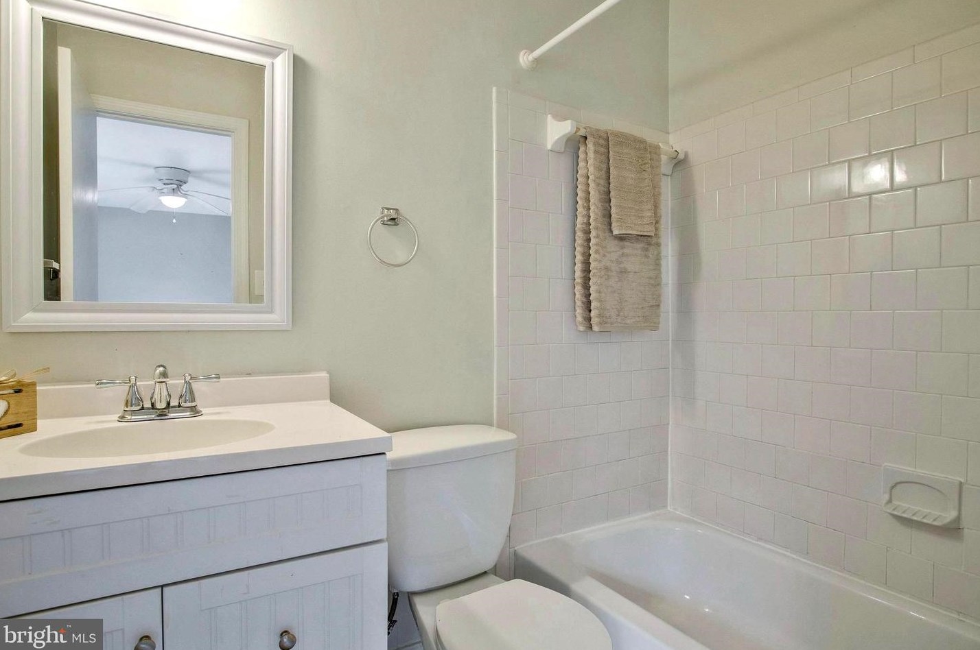 3661 Cragsmoor Rd, Ellicott MD 21042-4907 exterior