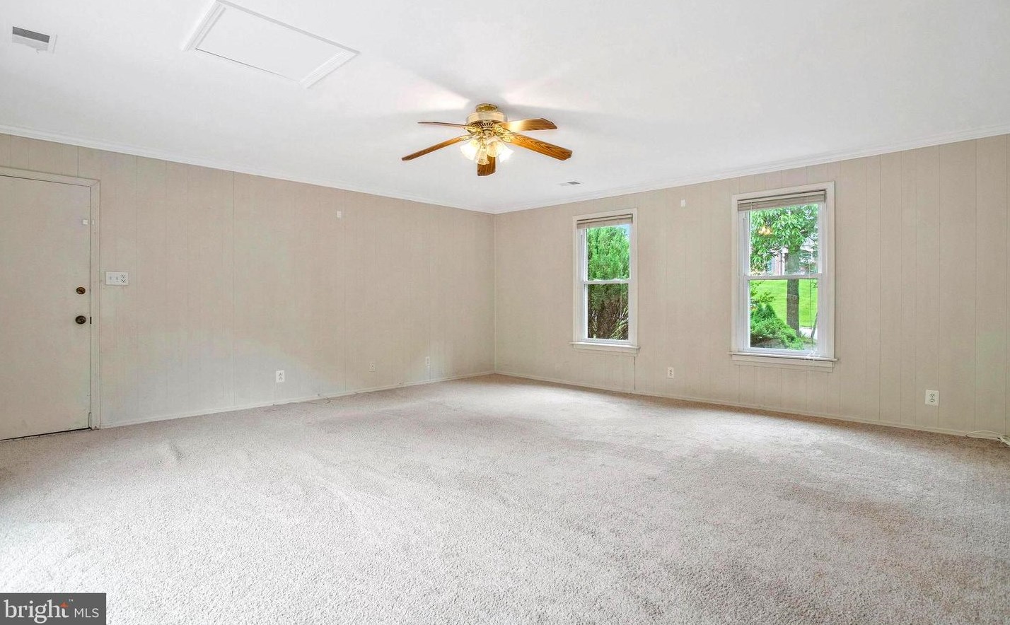 3661 Cragsmoor Rd, Ellicott MD 21042-4907 exterior