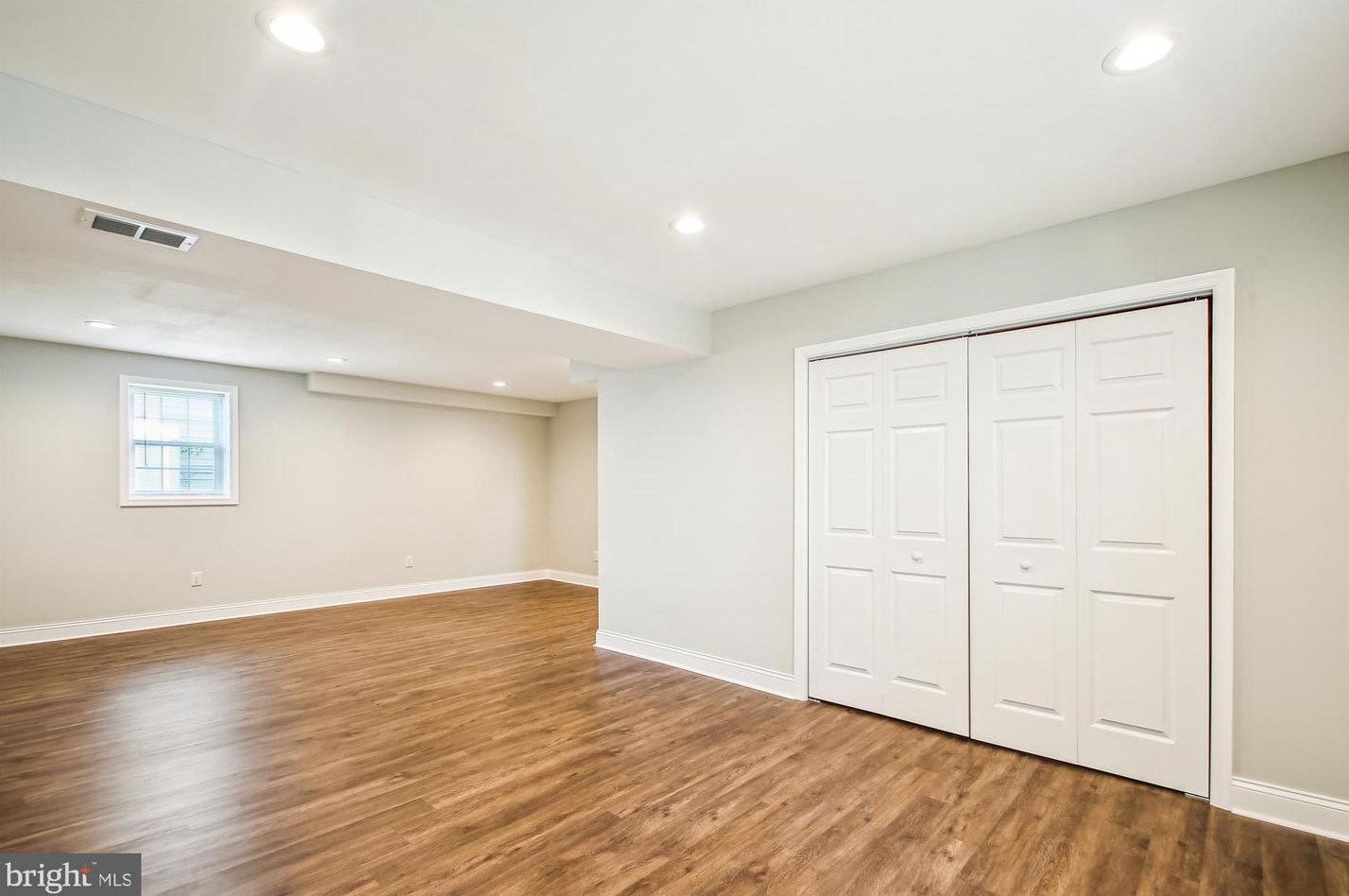 6404 Sedgwick St, Baltimore MD 21075-6198 exterior