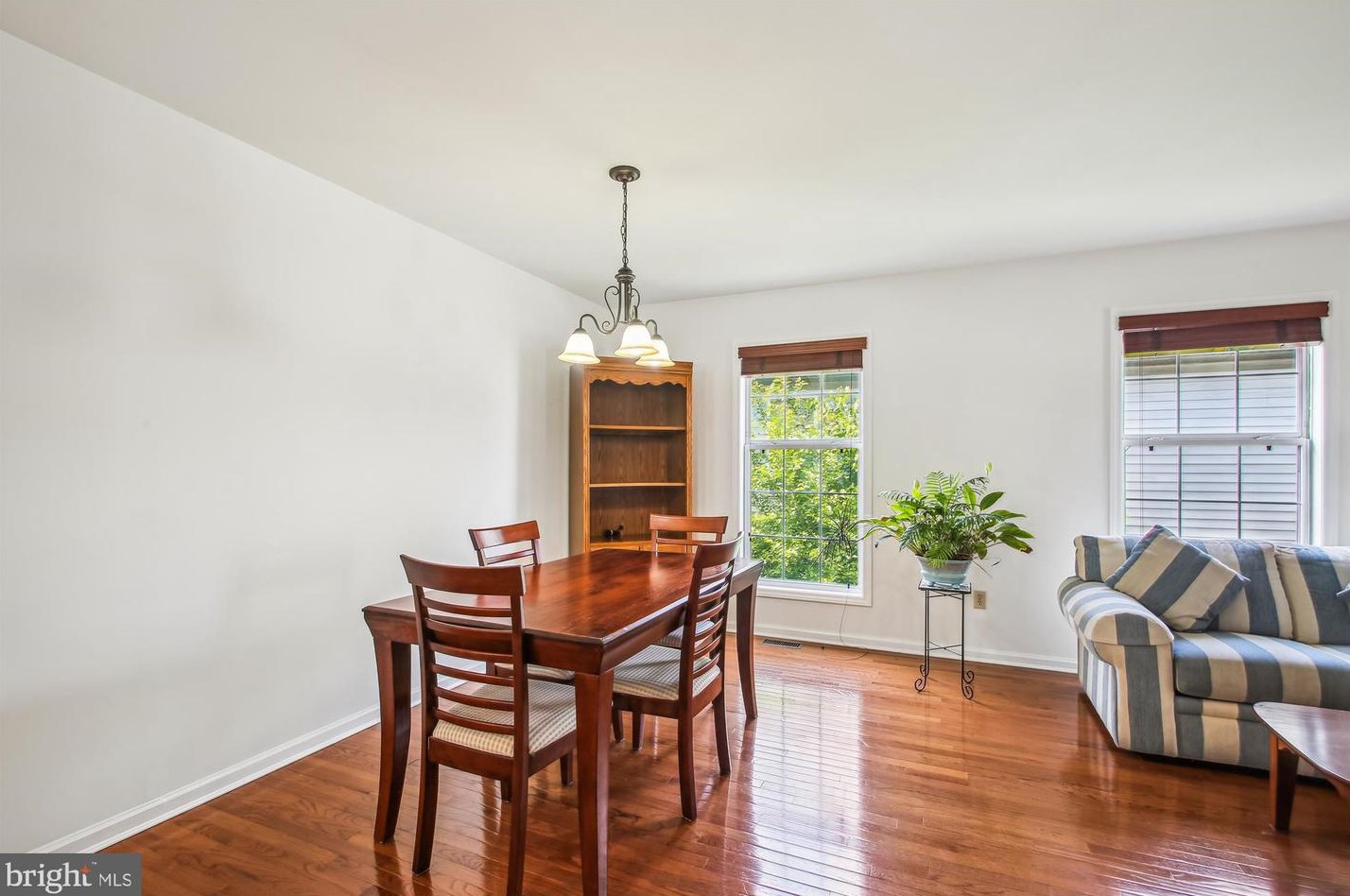 6404 Sedgwick St, Baltimore MD 21075-6198 exterior