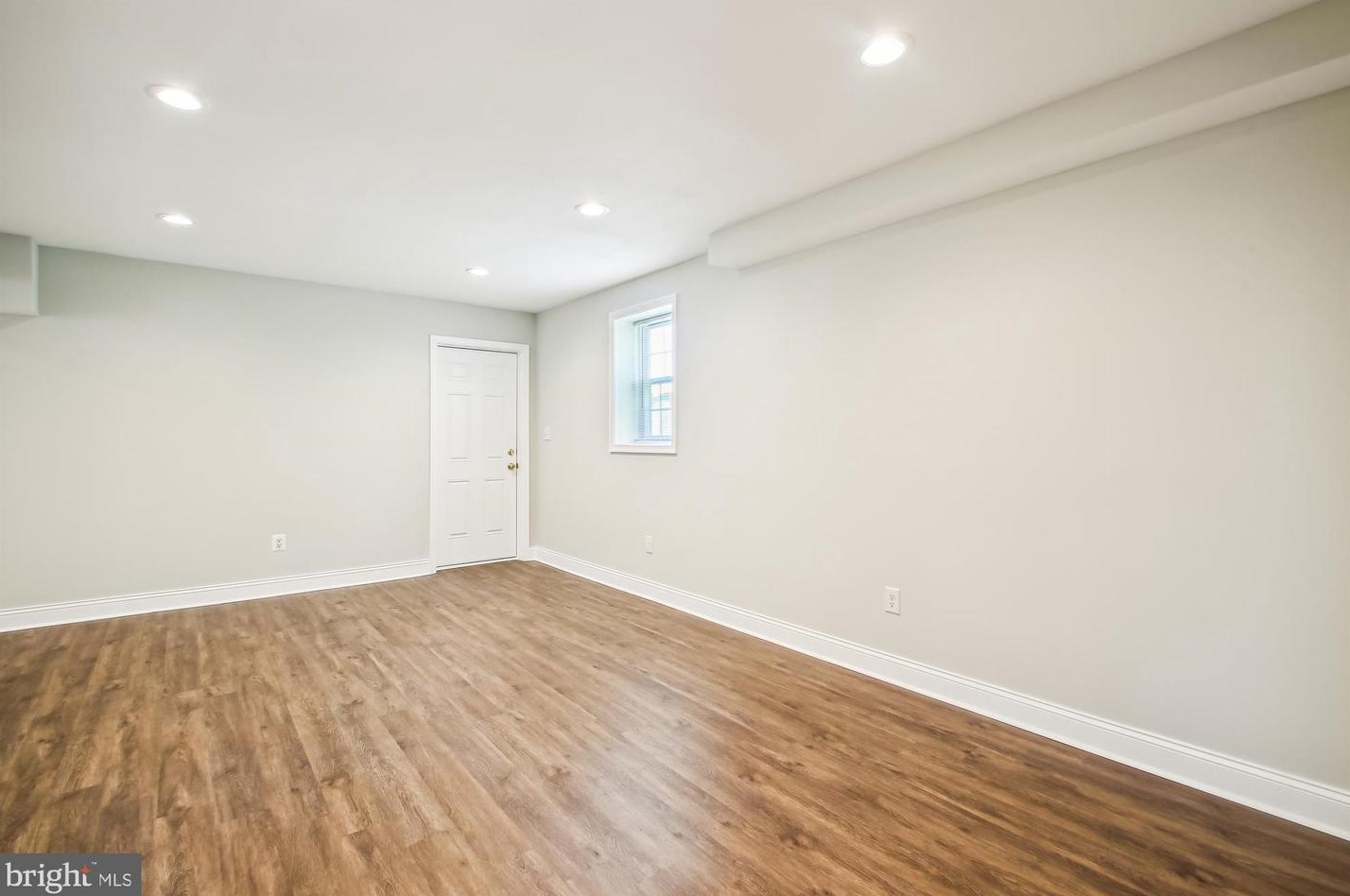 6404 Sedgwick St, Baltimore MD 21075-6198 exterior