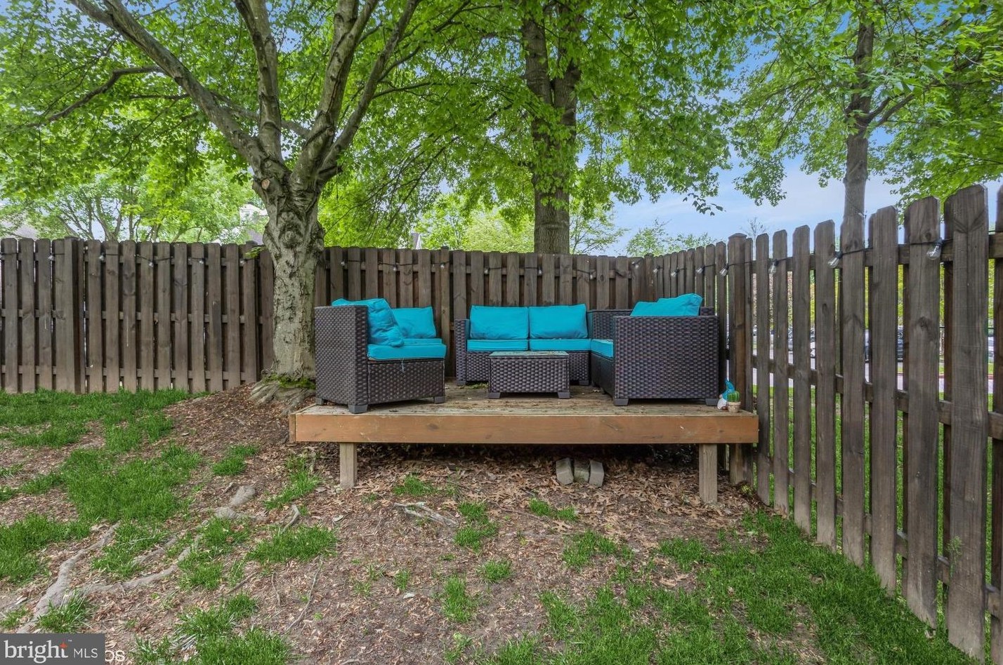 8570 Harvest Vw Ct, Ellicott MD 21043-6560 exterior