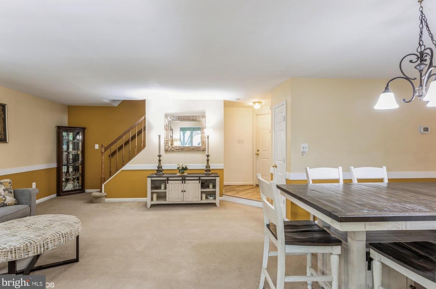 8570 Harvest Vw Ct, Ellicott MD 21043-6560 exterior