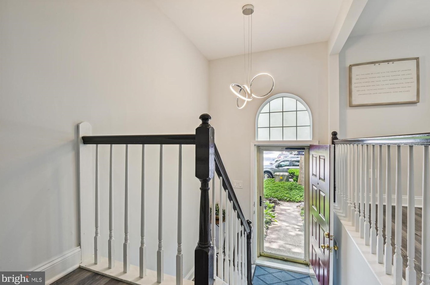 11927 New Country Ln, Columbia MD 21044-4405 exterior