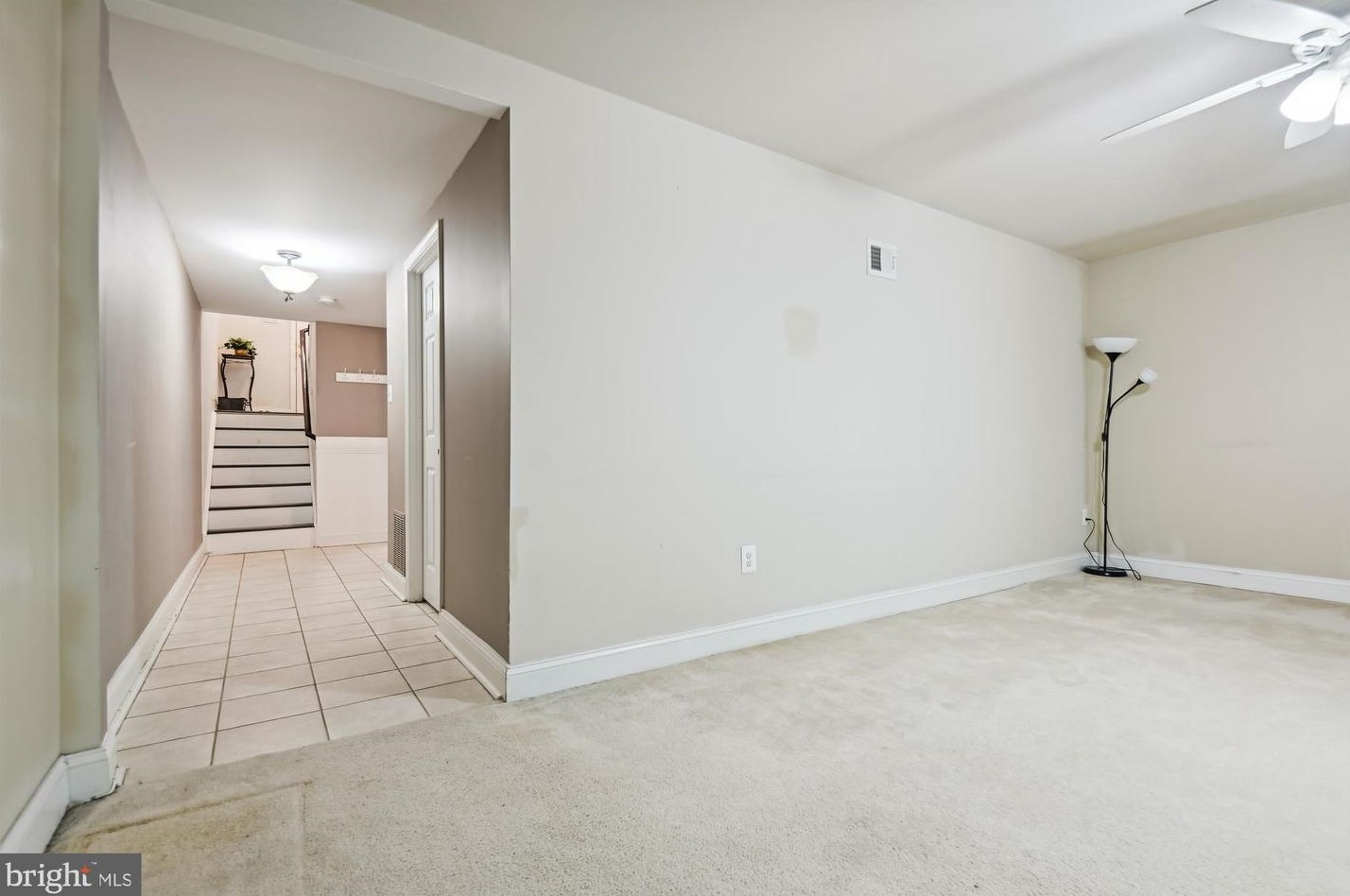 11927 New Country Ln, Columbia MD 21044-4405 exterior