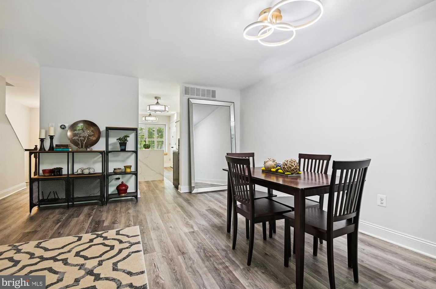 11927 New Country Ln, Columbia MD 21044-4405 exterior