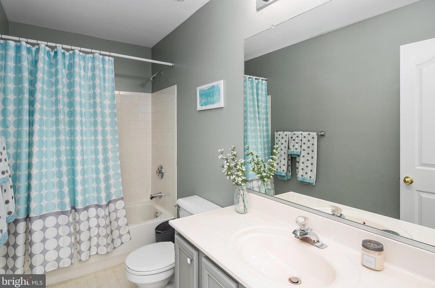 6279 Patuxent Quarter Rd, Baltimore MD  21076-1349 exterior
