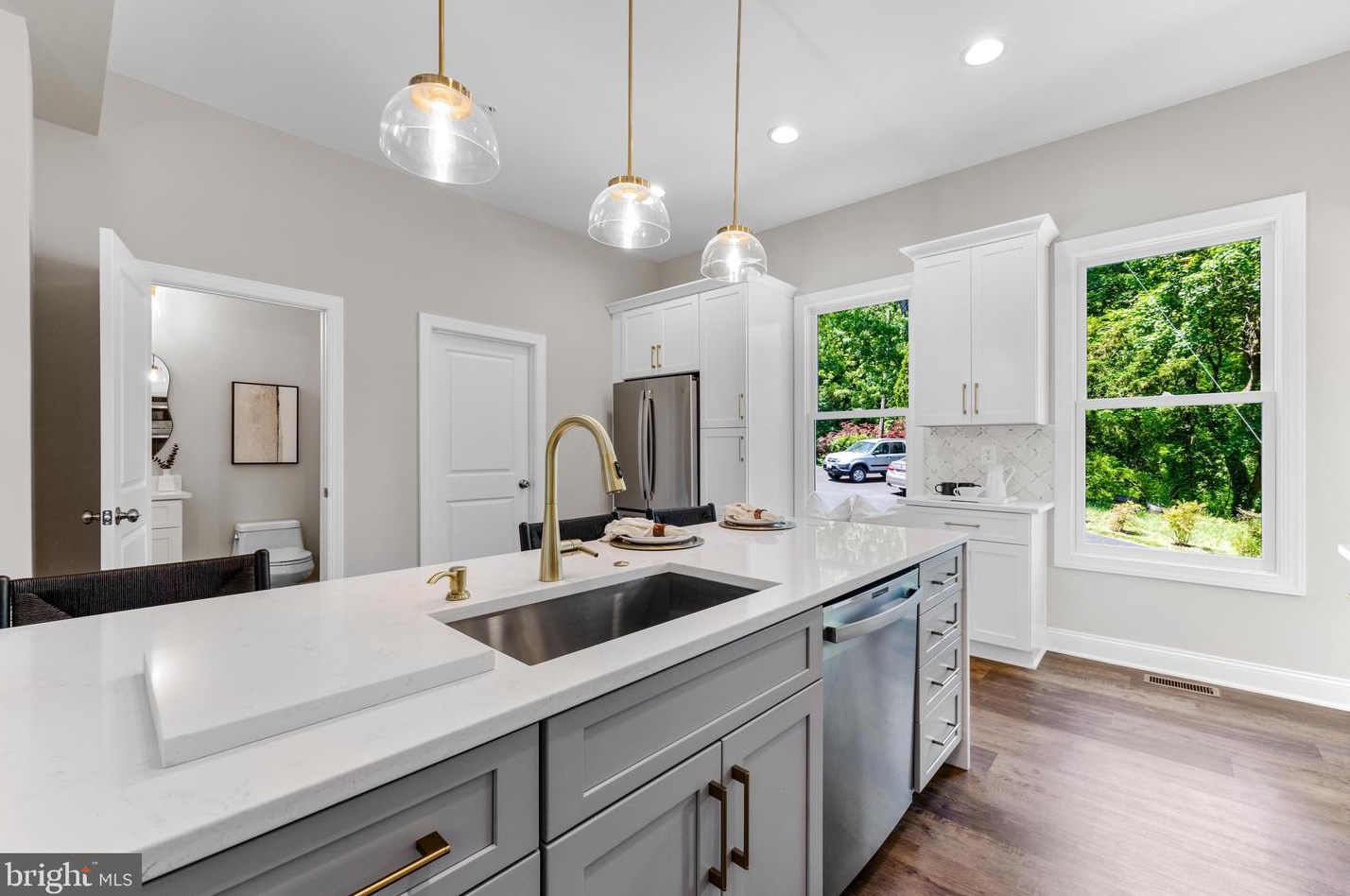 3796 Old Columbia Pike, Ellicott MD 21043-4643 exterior