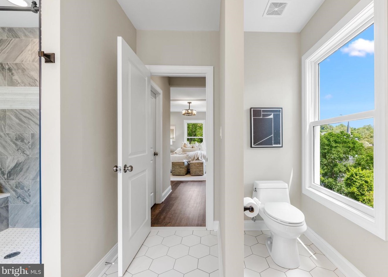 3796 Old Columbia Pike, Ellicott MD 21043-4643 exterior