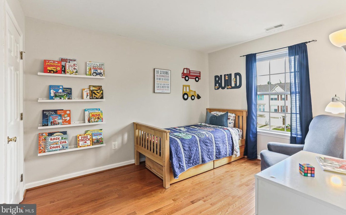 6854 Sanctuary Ct, Baltimore MD  21075-6235 exterior