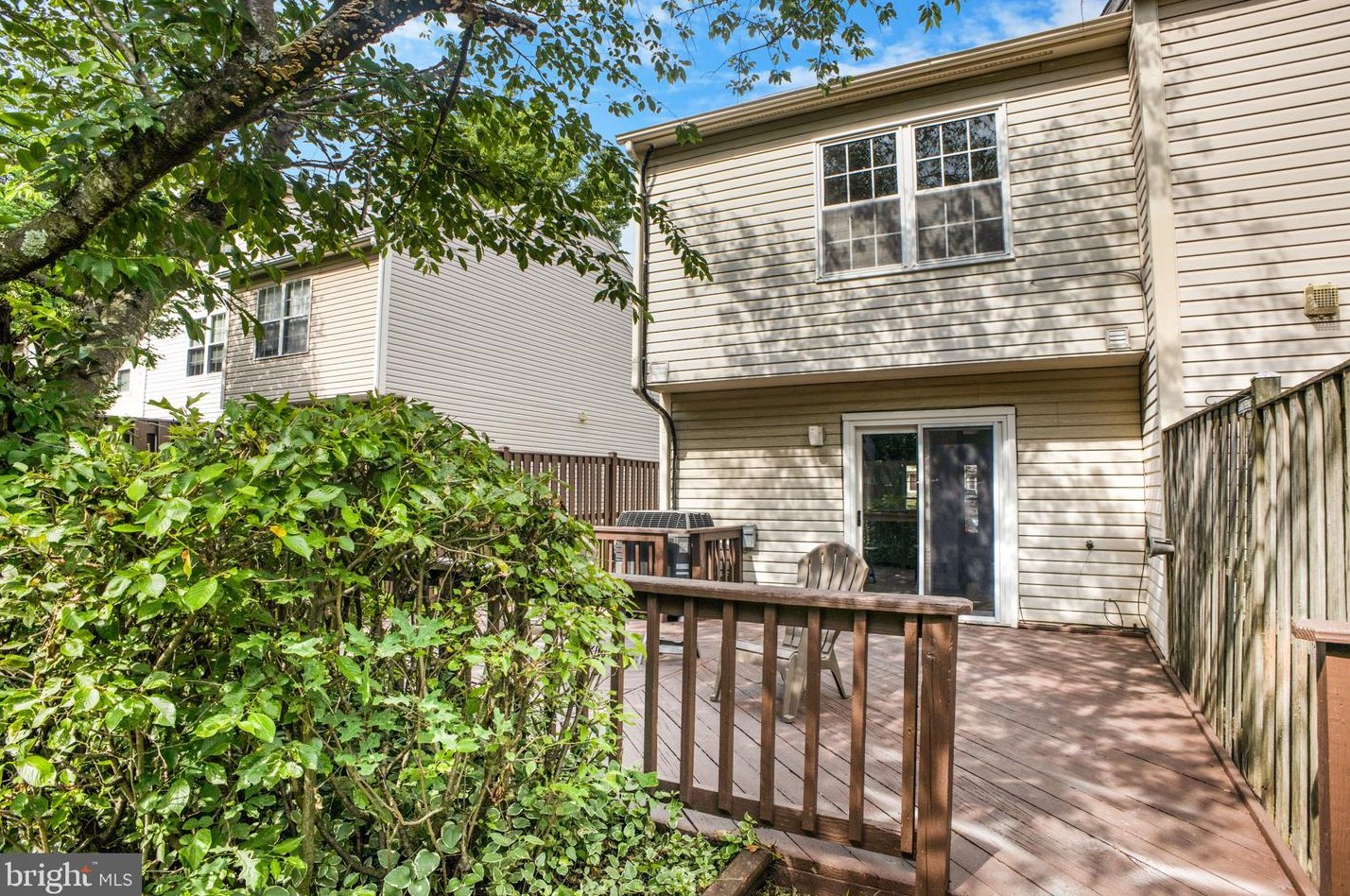 9639 Stirling Bridge Dr, Columbia MD 21046-1938 exterior