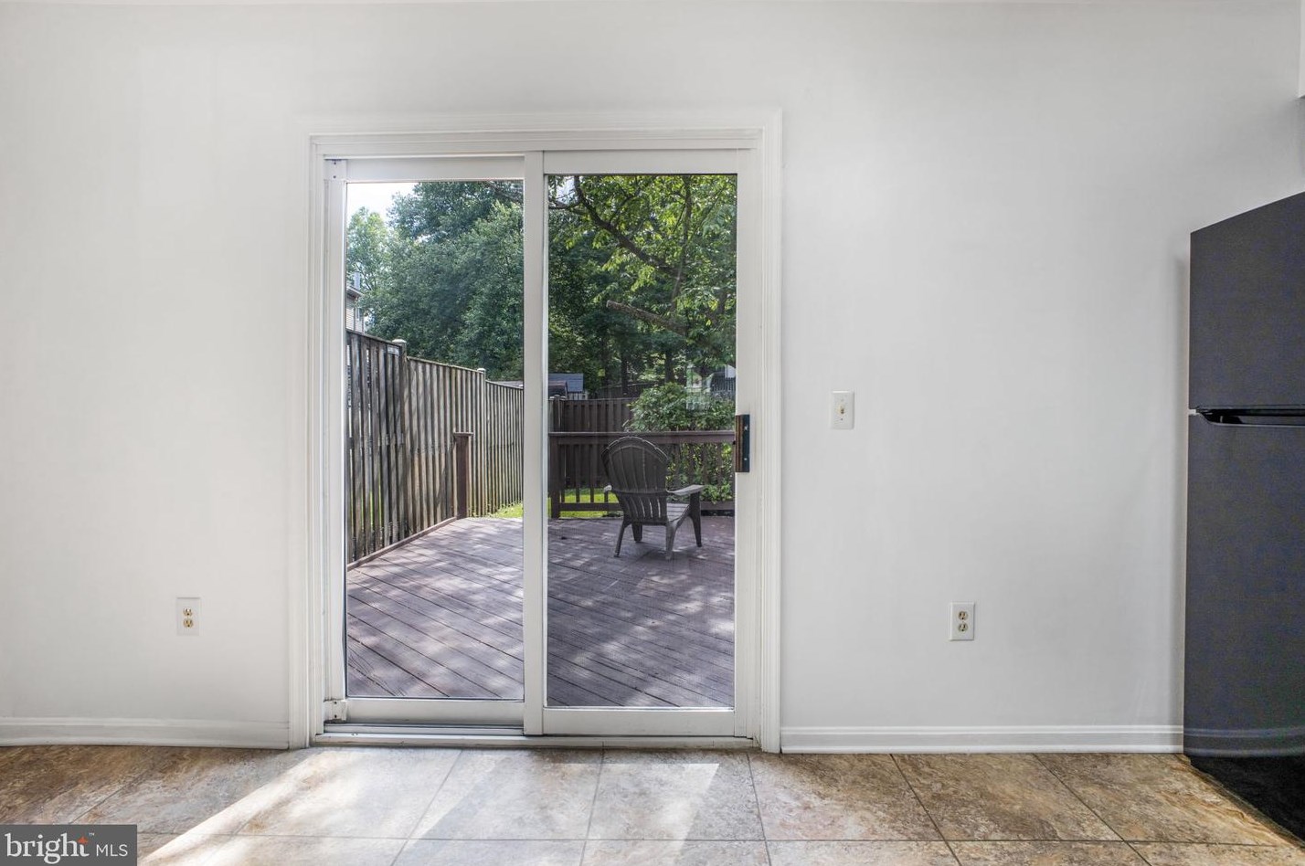 9639 Stirling Bridge Dr, Columbia MD 21046-1938 exterior