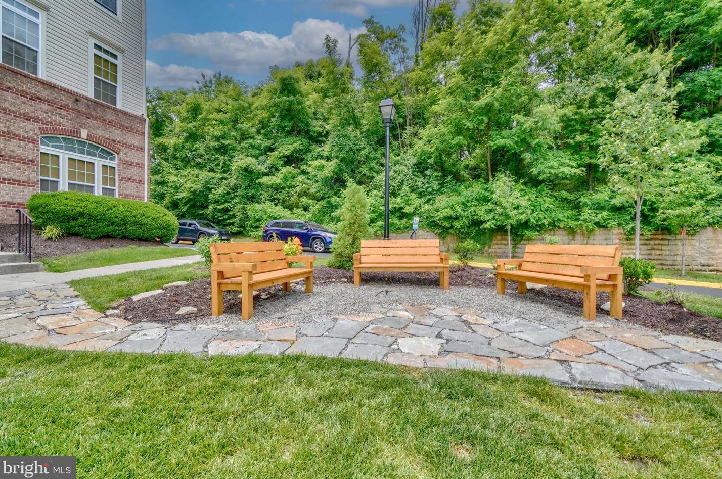 7138 Daniel John Dr, Baltimore MD  21075-5452 exterior