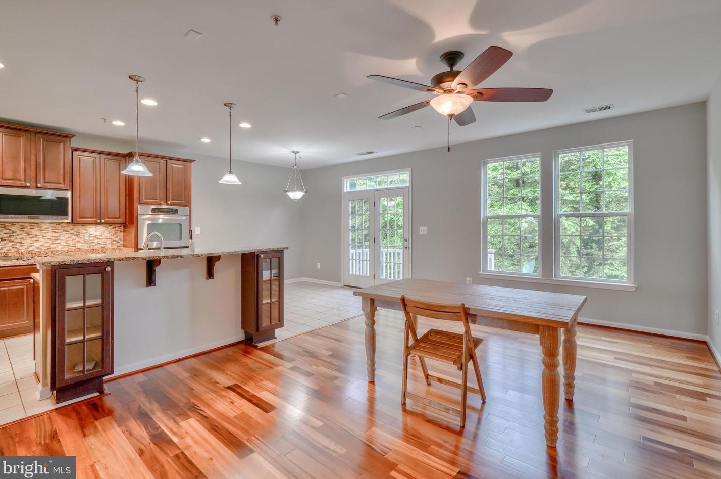 7138 Daniel John Dr, Baltimore MD  21075-5452 exterior