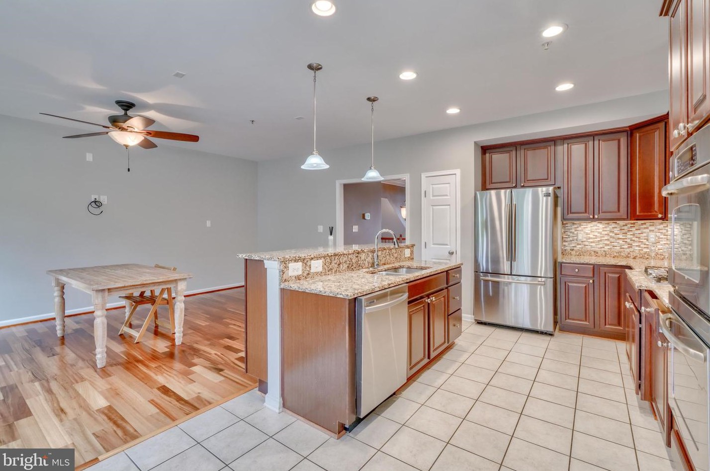 7138 Daniel John Dr, Baltimore MD  21075-5452 exterior