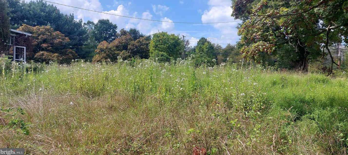 8507 Old Frederick Rd, Ellicott MD 21043-1925 exterior