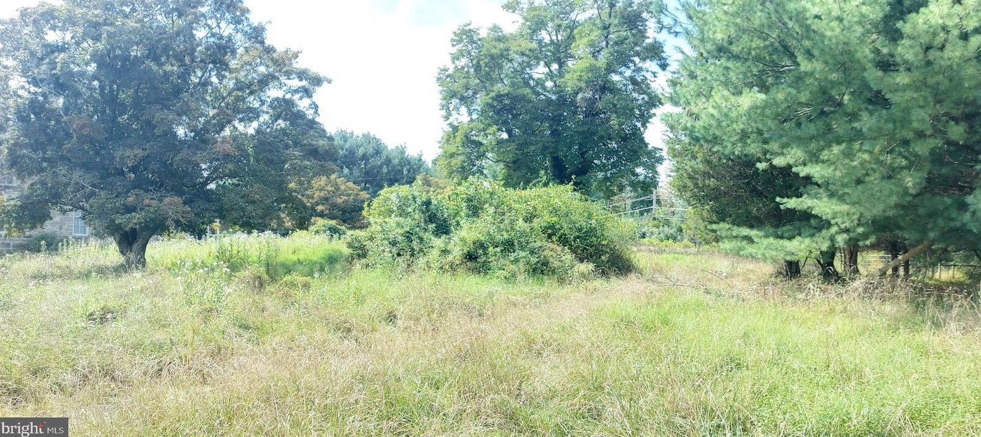 8507 Old Frederick Rd, Ellicott MD 21043-1925 exterior