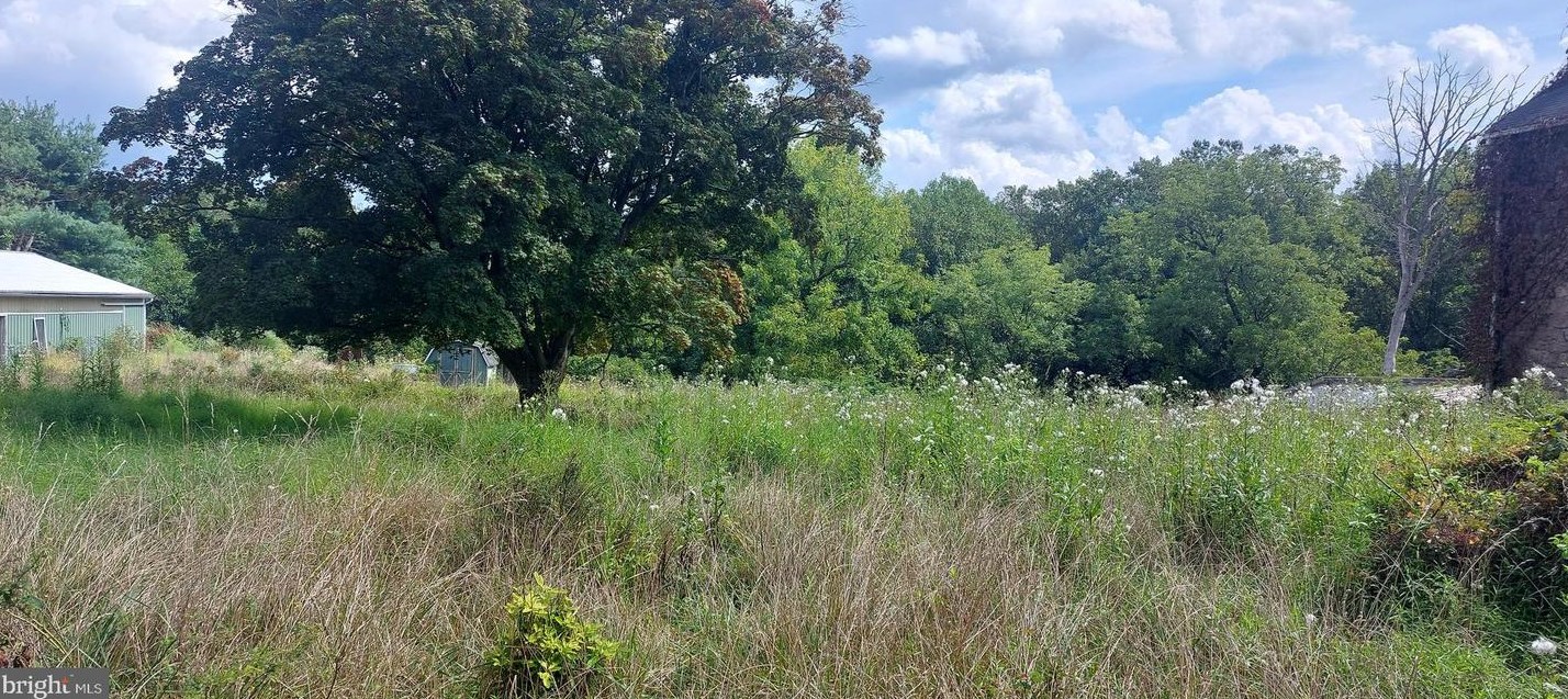 8507 Old Frederick Rd, Ellicott MD 21043-1925 exterior