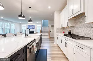 7679 Cross Creek Dr, Columbia, MD 21044 - Photo 13